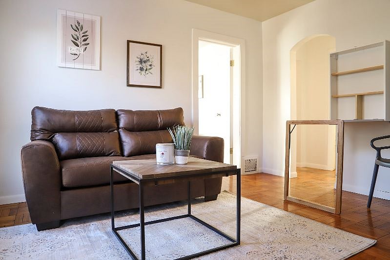 Furnished Finder property 347865_1 photo 3