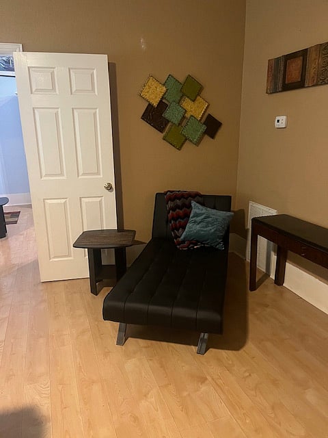 Furnished Finder property 347953_1 photo 3