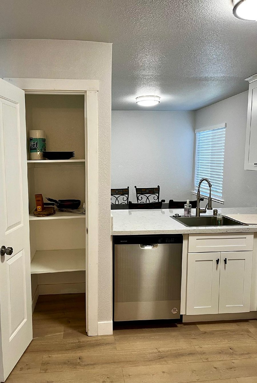 Furnished Finder property 348063_1 photo 7
