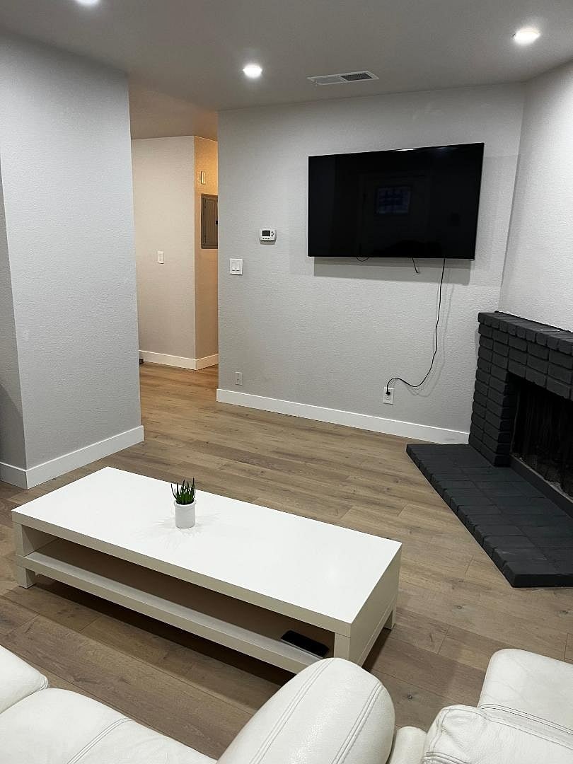 Furnished Finder property 348063_1 photo 11