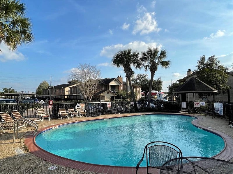 Furnished Finder property 348070_1 photo 12