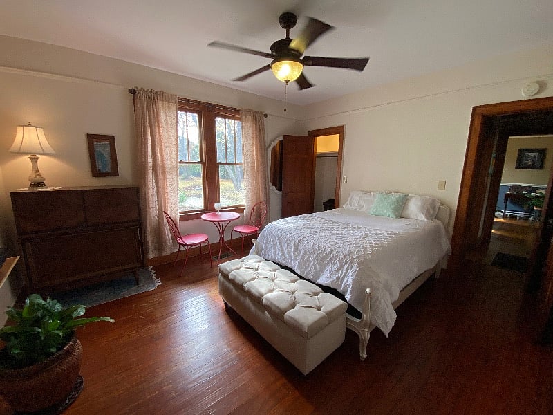 Furnished Finder property 348080_1 photo 2