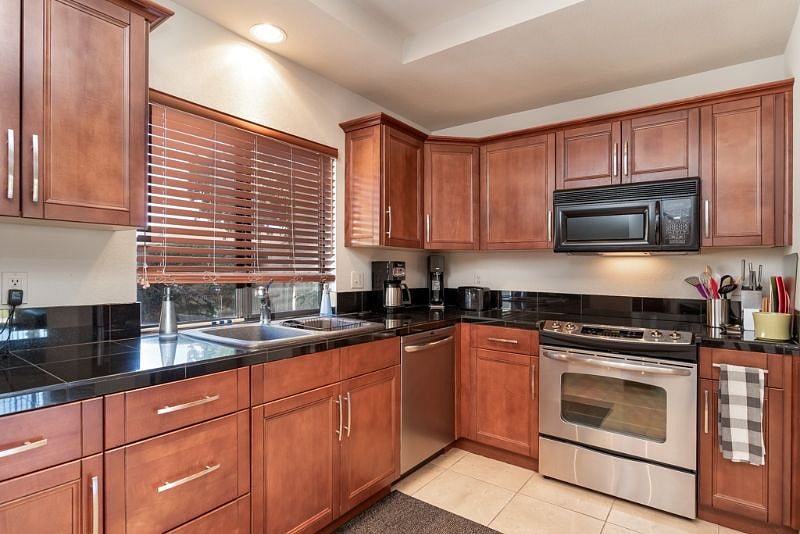 Furnished Finder property 348093_1 photo 8