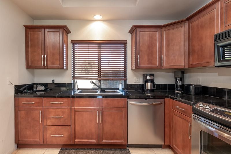 Furnished Finder property 348093_1 photo 9