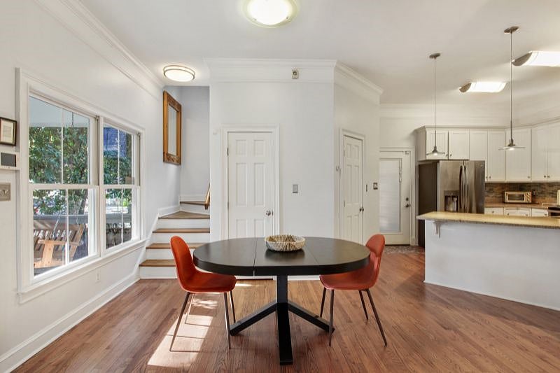 Furnished Finder property 348134_1 photo 8