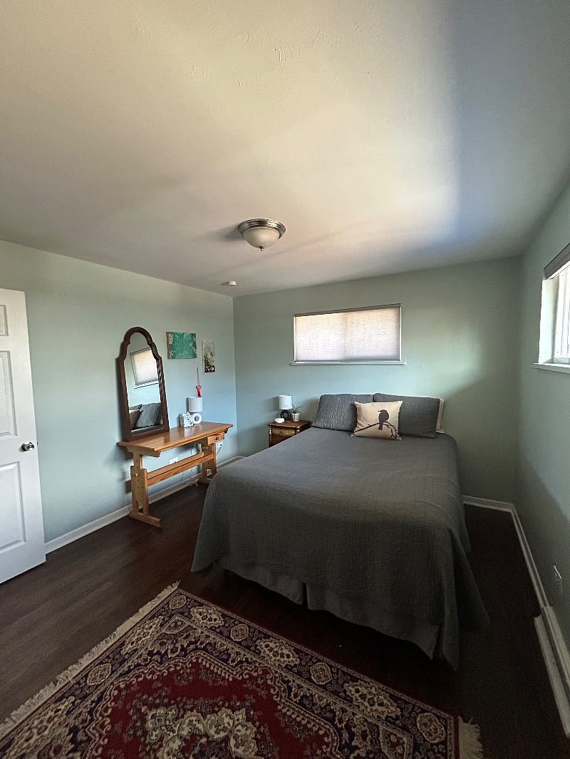 Bedroom for rent