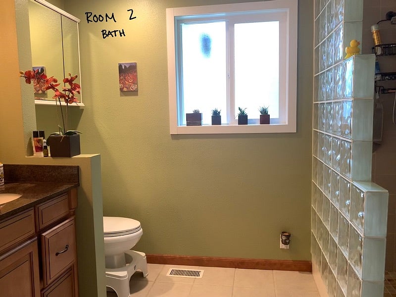 Upstairs bathroom