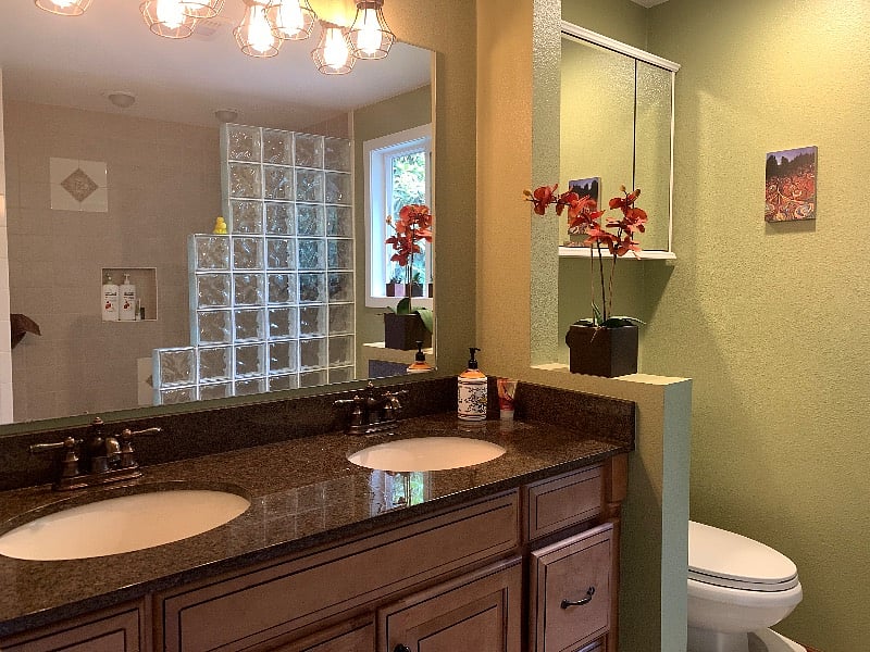 sink and storage on right are for you. Also 3 large shelves behind door