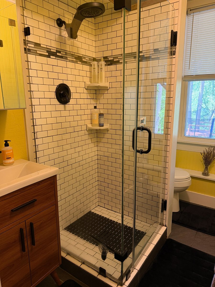 The small but artfully designed bathroom has everything you need.