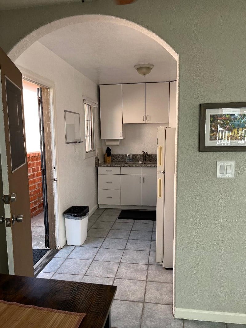 Furnished Finder property 348471_2 photo 4