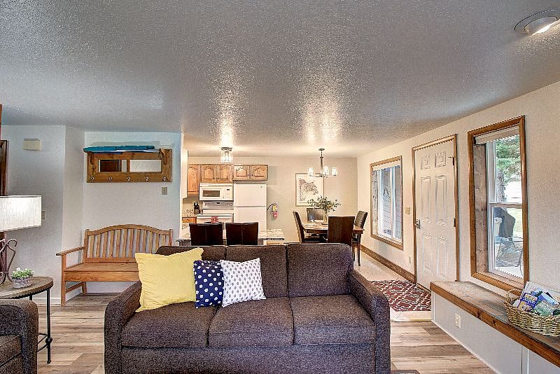 Furnished Finder property 348557_1 photo 12