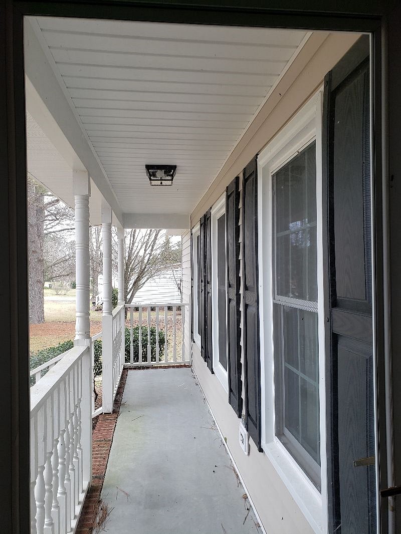 Furnished Finder property 348638_1 photo 3