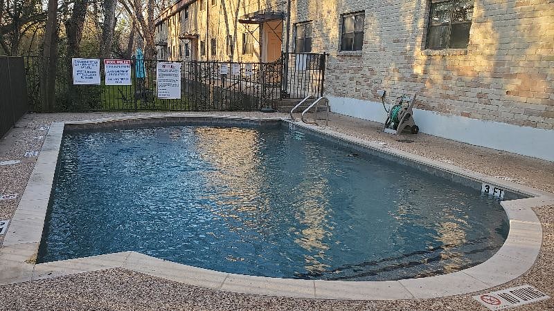 Furnished Finder property 348717_1 photo 24