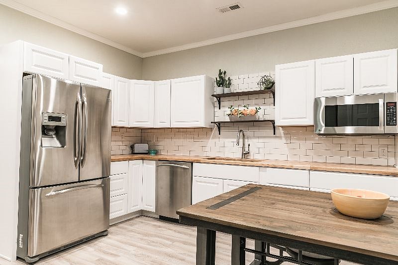 Furnished Finder property 348855_1 photo 6