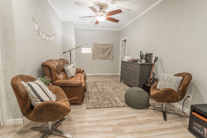 Furnished Finder property 348855_1 photo 18