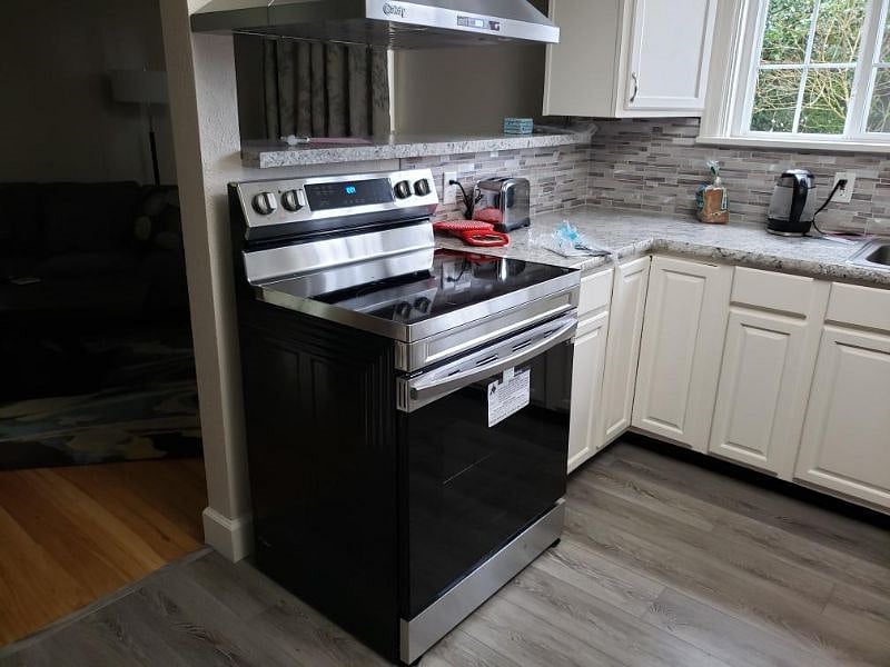 Furnished Finder property 348873_1 photo 22