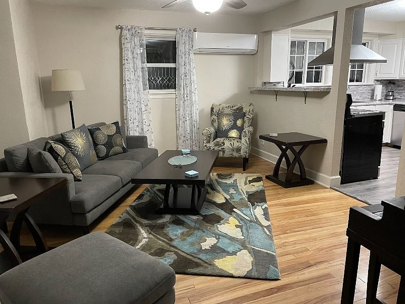 Furnished Finder property 348873_1 photo 18
