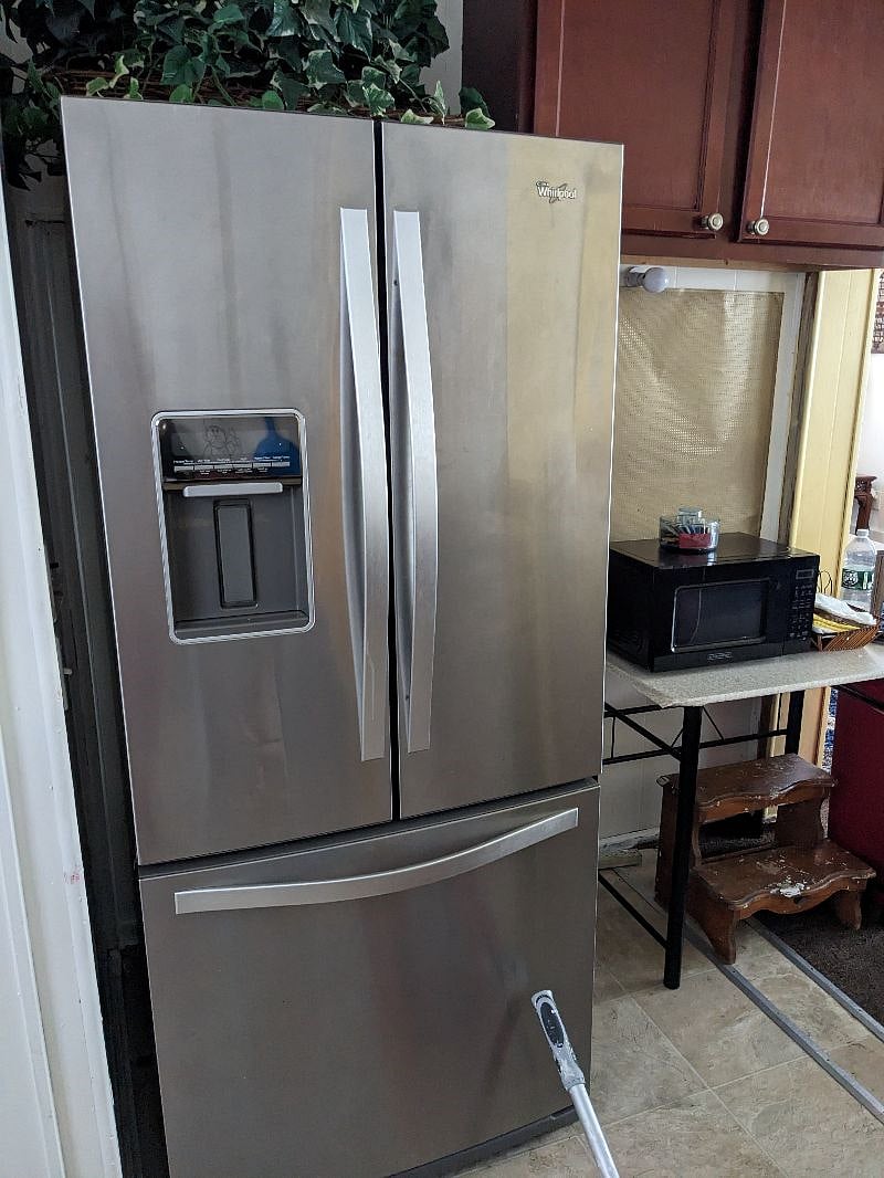 Full size refrigerator with ice maker