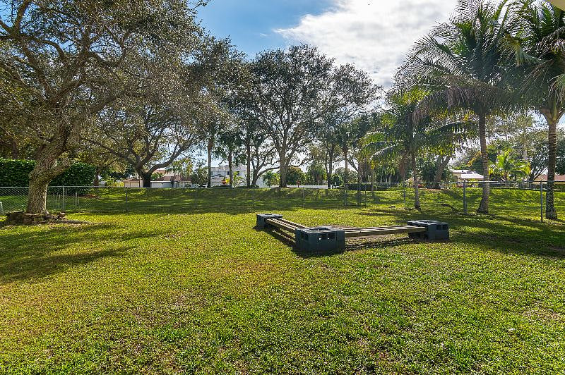 Furnished Finder property 348931_1 photo 20
