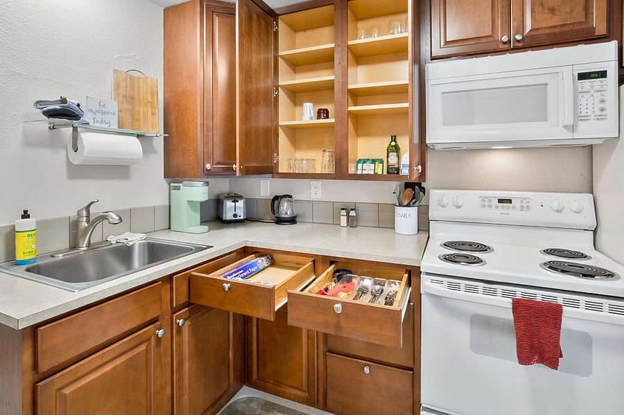 Furnished Finder property 348932_1 photo 3