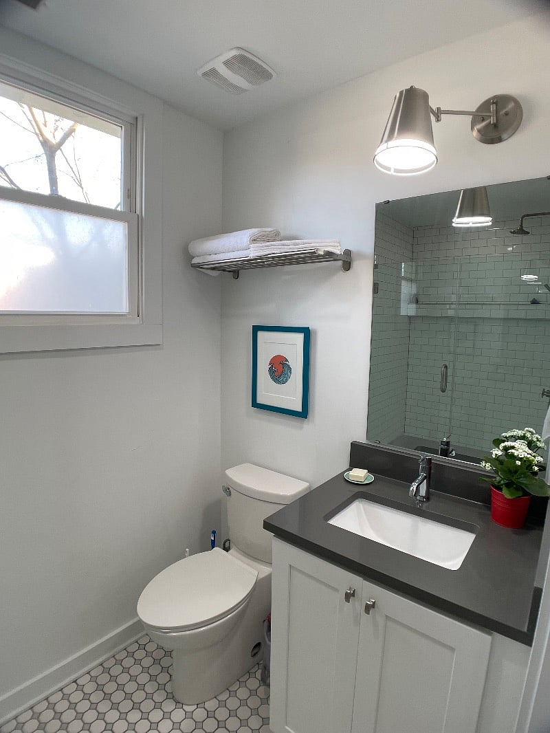 Full bathroom.
Spacious walk in shower with rain shower head.