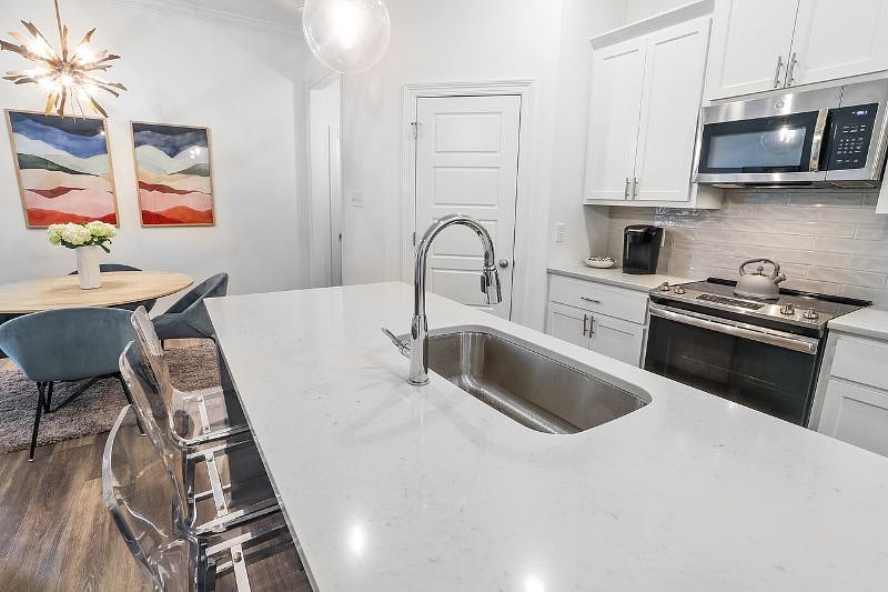 Dining and eat-in Kitchen area