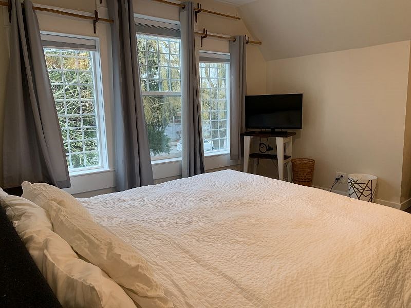 Furnished Finder property 349053_1 photo 11