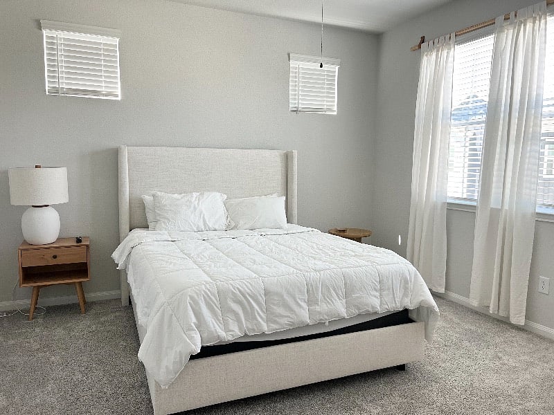 update April 2023
queen size
guest room suite 14 x13