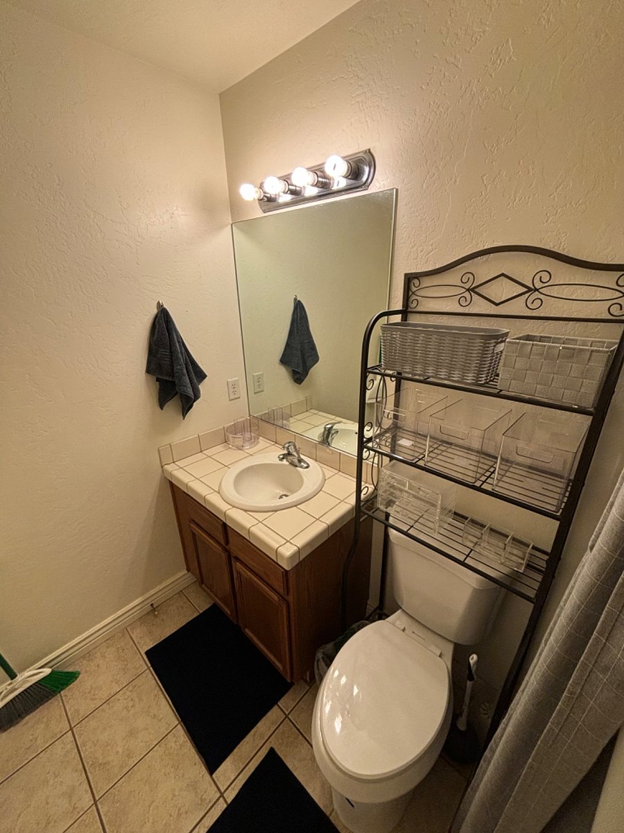 Primary bedroom's private full bathroom. 