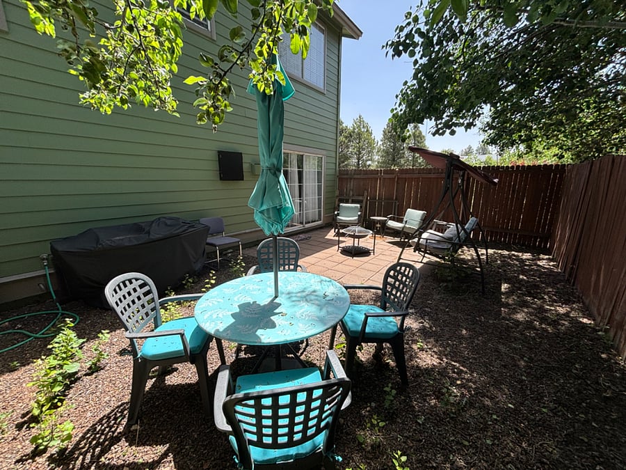 Lots of seating and privacy to hangout.