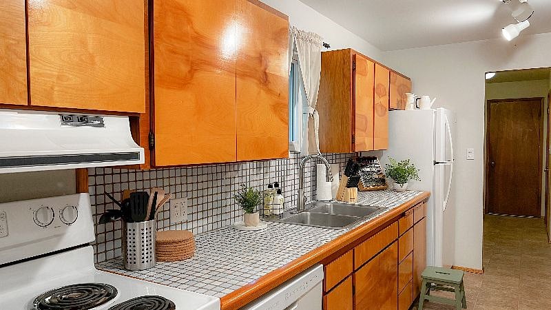 Furnished Finder property 349250_1 photo 14
