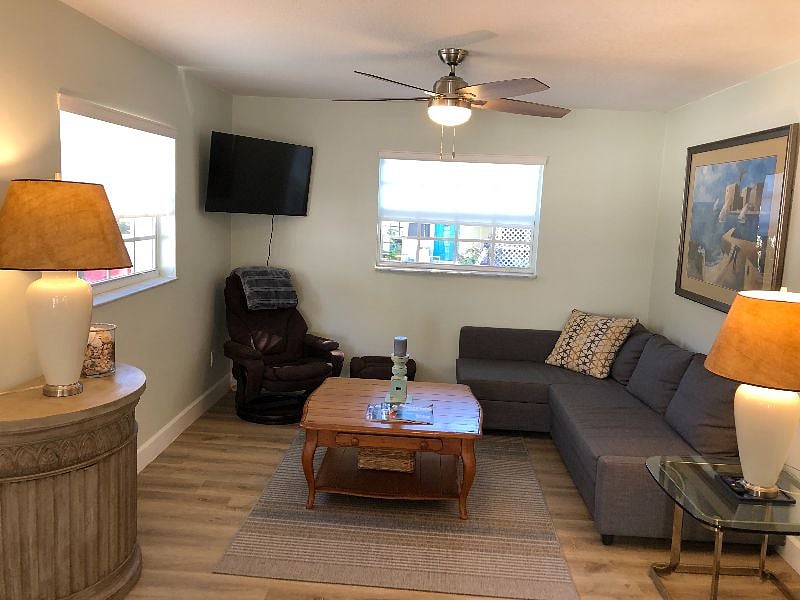 Furnished Finder property 349290_1 photo 3