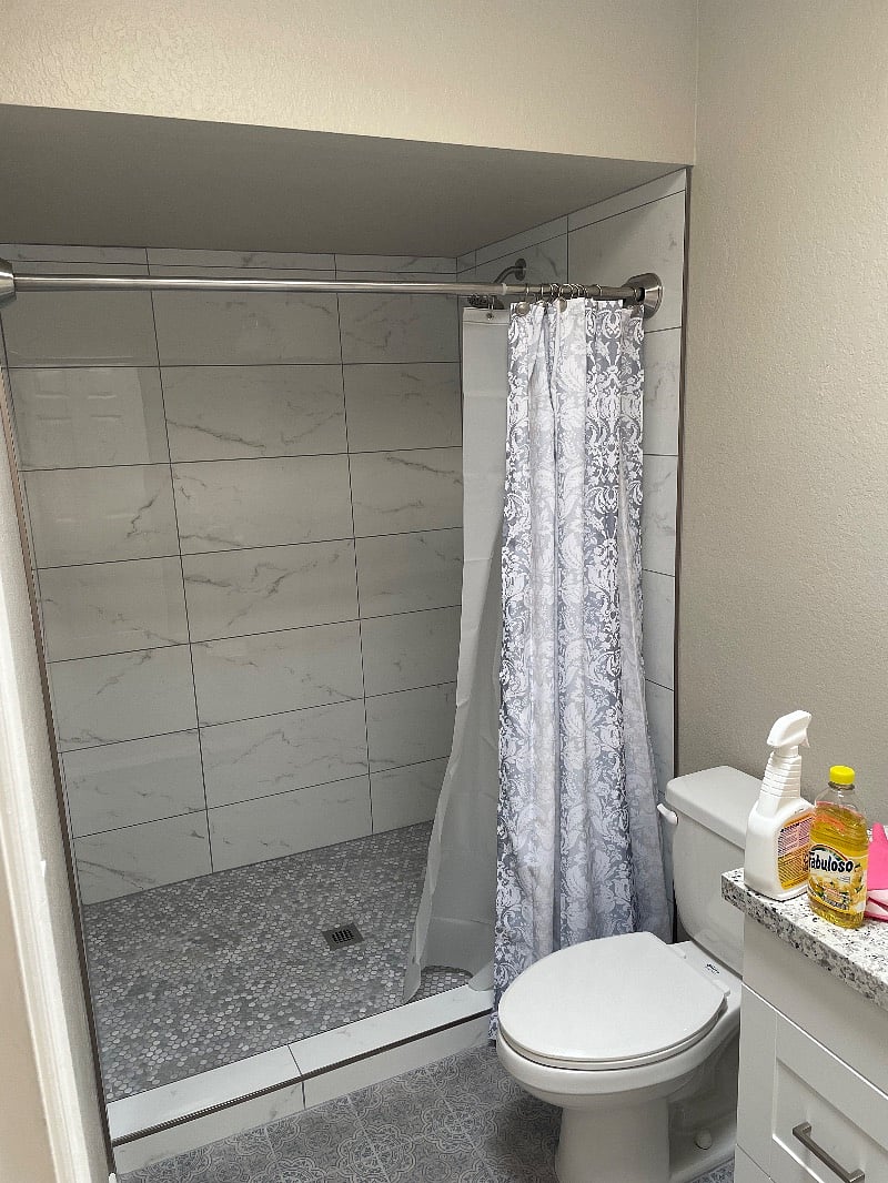 Fully Remodeled Shower - Large and Spacious!Full