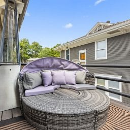 Outdoor round lounger!