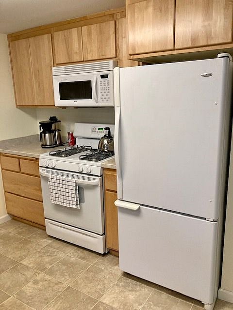 Furnished Finder property 349639_1 photo 3