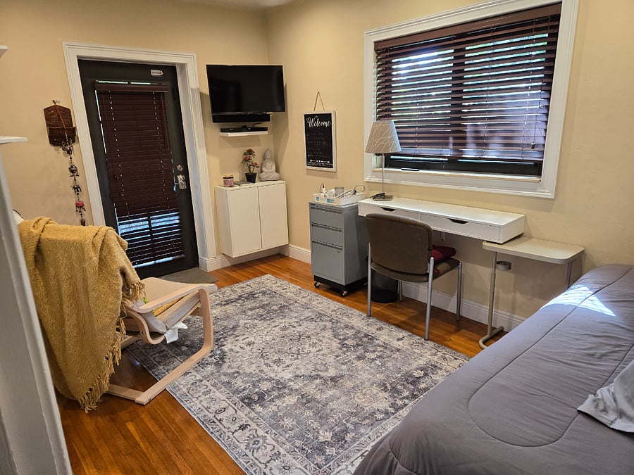 Furnished Finder property 349873_1 photo 4