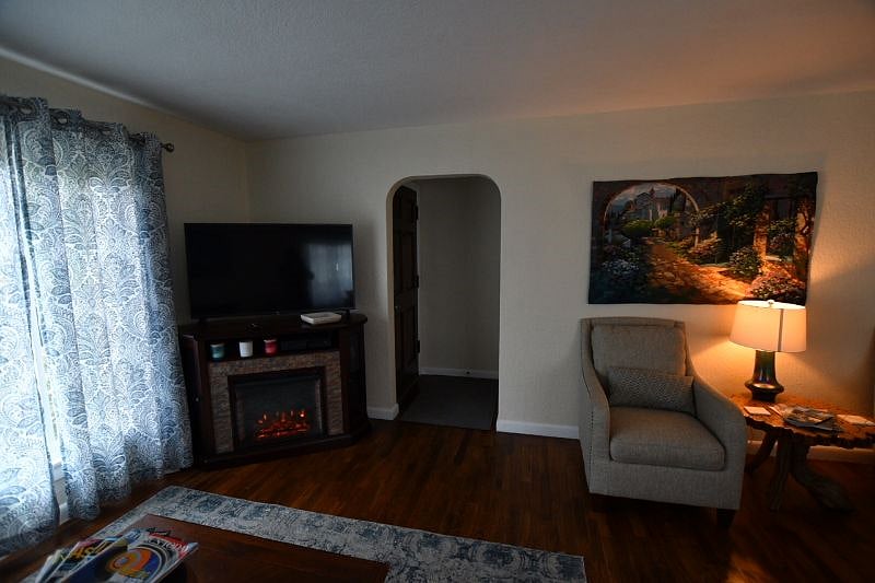Furnished Finder property 349951_1 photo 4