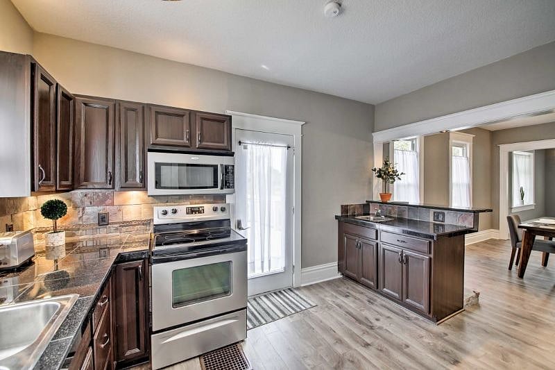 Furnished Finder property 350020_1 photo 23
