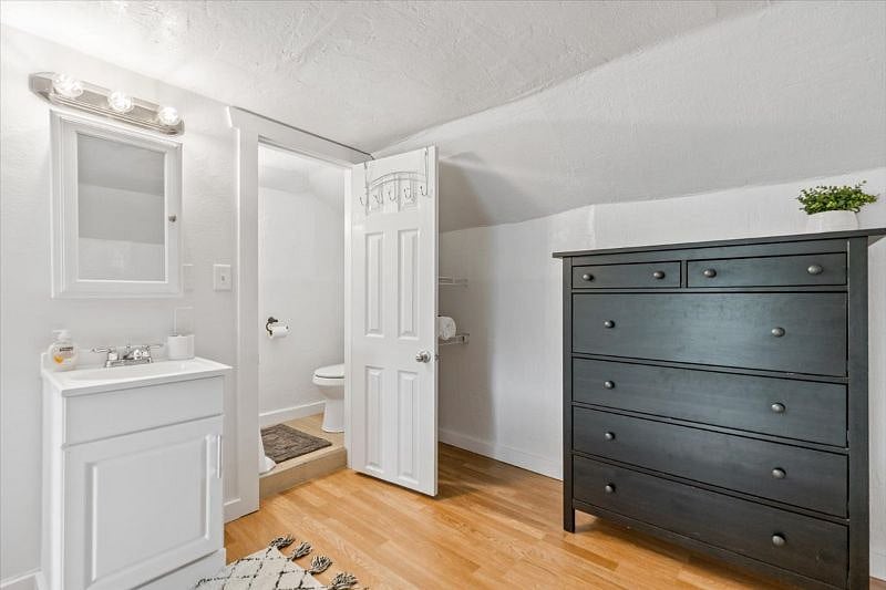 Furnished Finder property 350169_8 photo 10