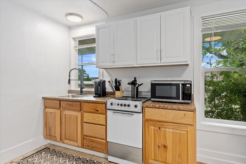 Furnished Finder property 350169_8 photo 16