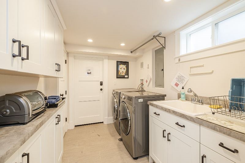 Looking from Kitchenette into Laundry and dishwashing area