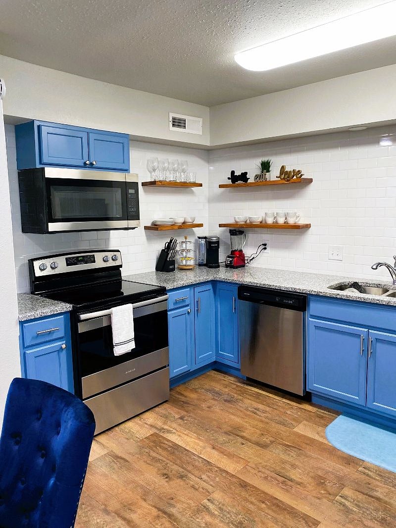 Furnished Finder property 350449_1 photo 28