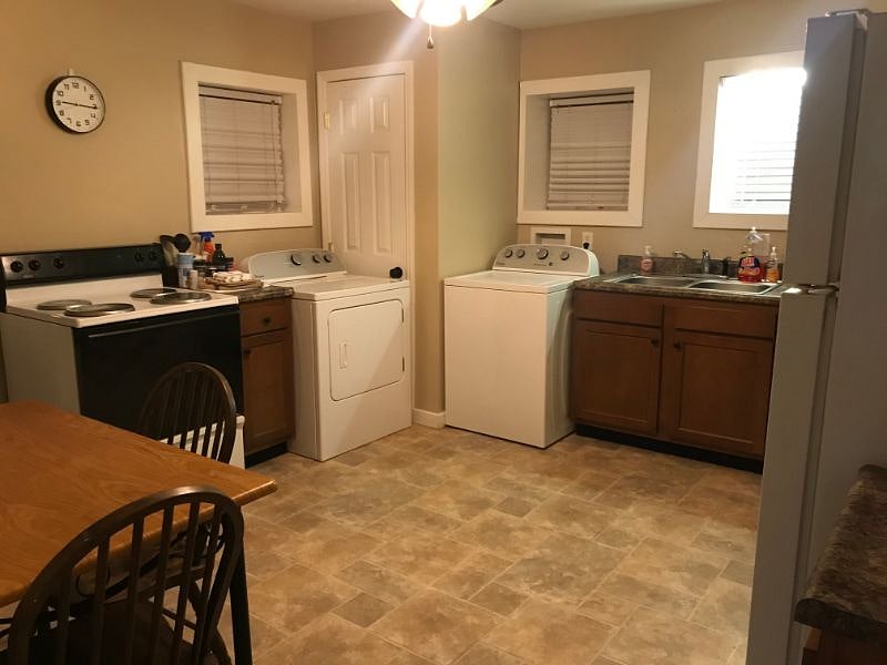 Furnished Finder property 350565_1 photo 3