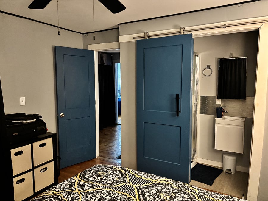 Master Bedroom with Bathroom and Smart TV