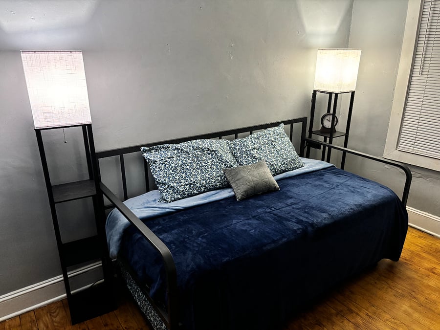 Third Bedroom - Daybed can be two separate Twins or one King size bed