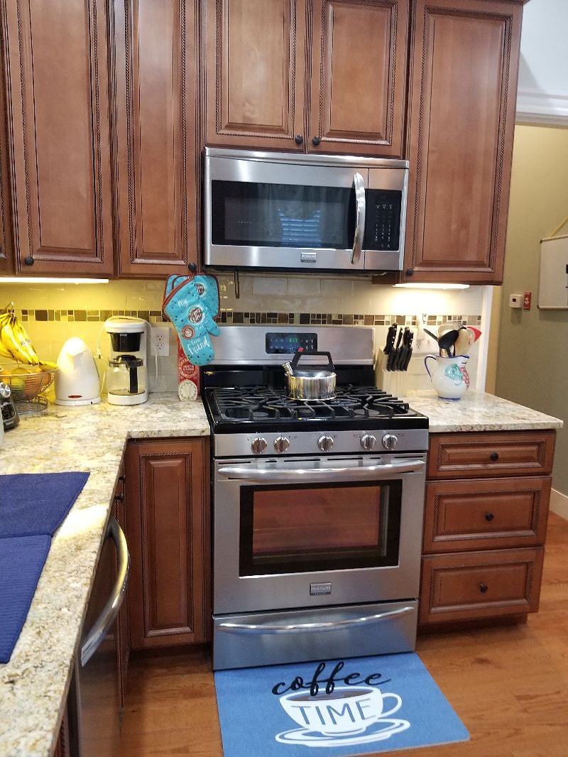 Located on the first floor. Fully stocked kitchen with cooking utensiles, dishes, glassware,etc and stacked washer and dryer. Available to all tennants.