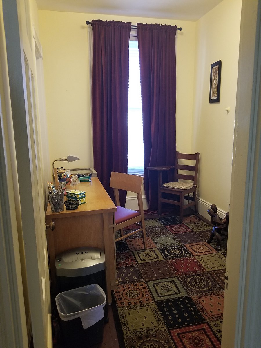 2nd floor study. Available to all tennants.