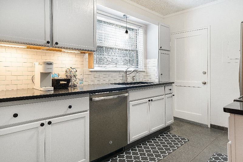 Furnished Finder property 350722_1 photo 8
