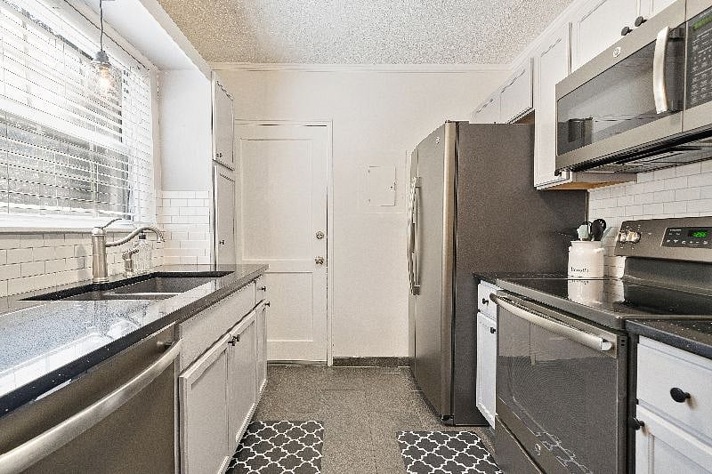 Furnished Finder property 350722_1 photo 7