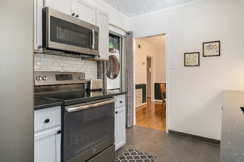 Furnished Finder property 350722_1 photo 9